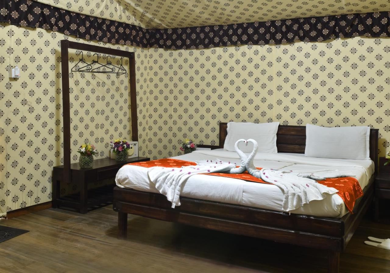 Praveg Tent City Narmada, Statue Of Unity Kevadia Bagian luar foto